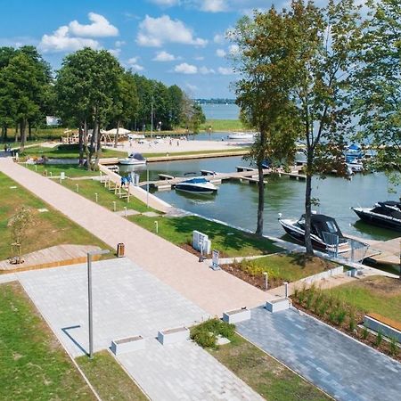 Apartament Nautica Resort Q4Apartments Гижицко Экстерьер фото