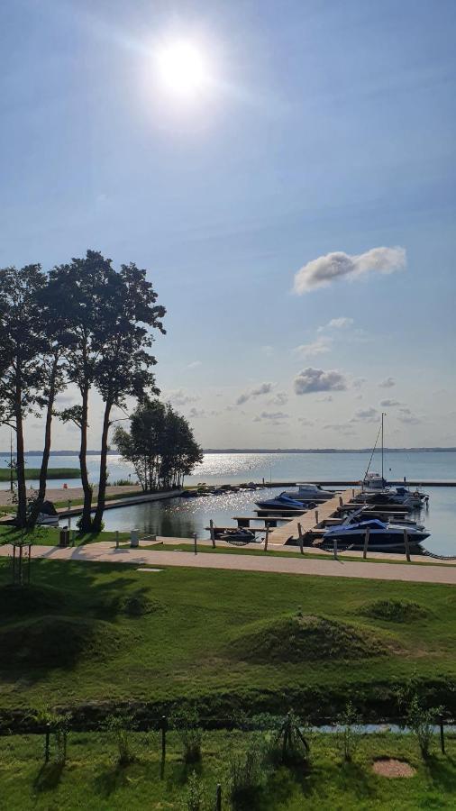 Apartament Nautica Resort Q4Apartments Гижицко Экстерьер фото